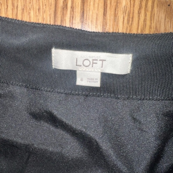 LOFT Skirt - Picture 3 of 5